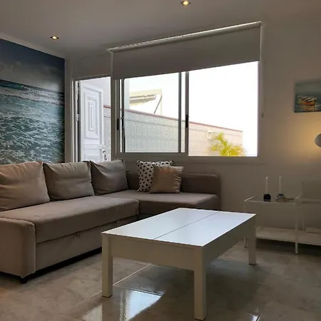 Sea View Salt Water Pool - 2 Apartamento *